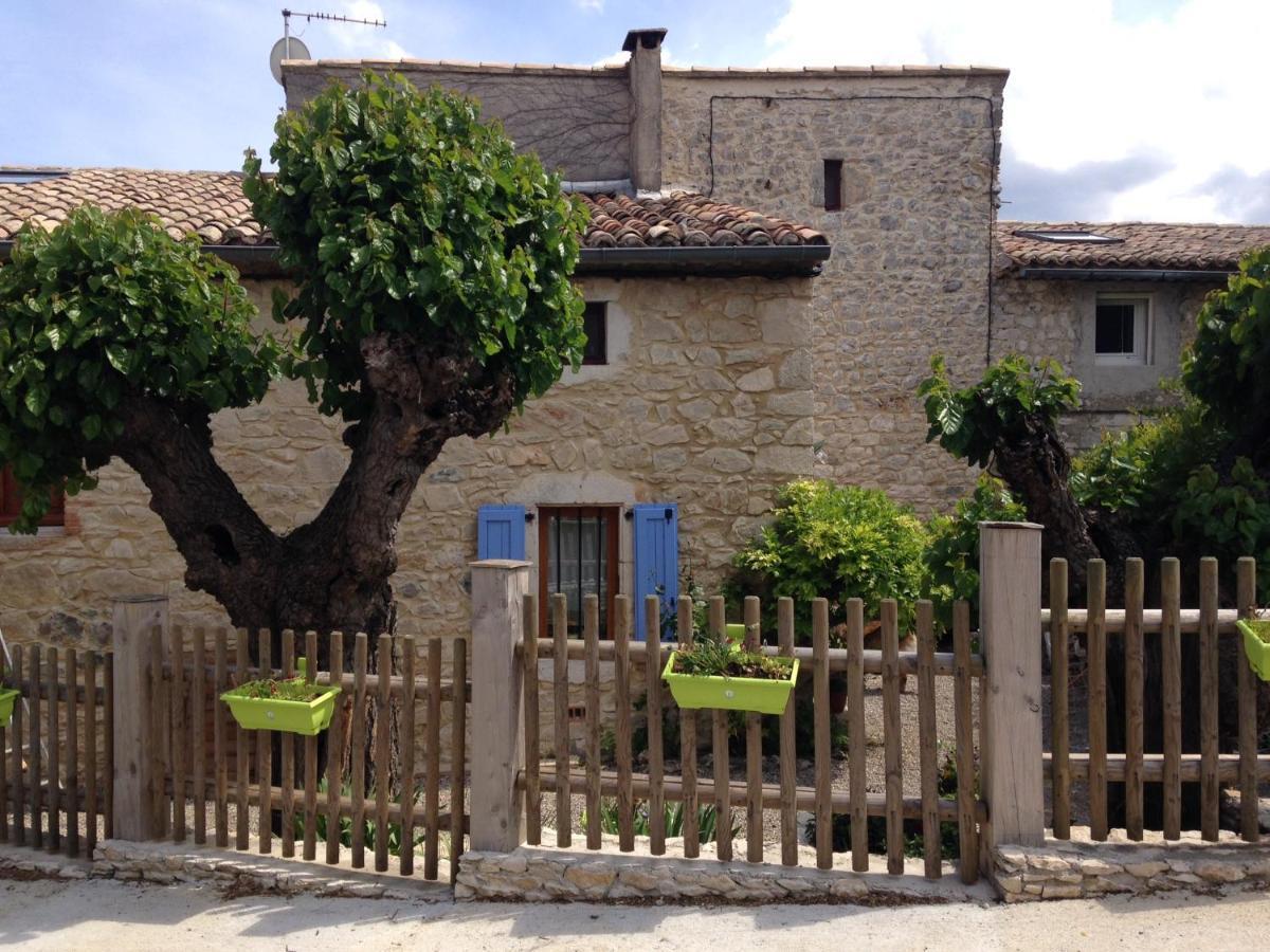 La petite maison en pierres Gras Extérieur photo
